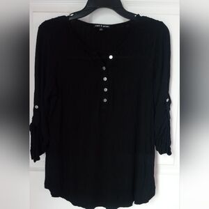 Cable & Gauge Black Button-Front Roll-Sleeve Tunic